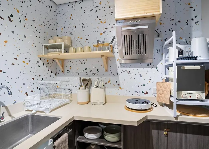 Light & Airy Scandinavian Studio; Free Pool Access Apartamento *