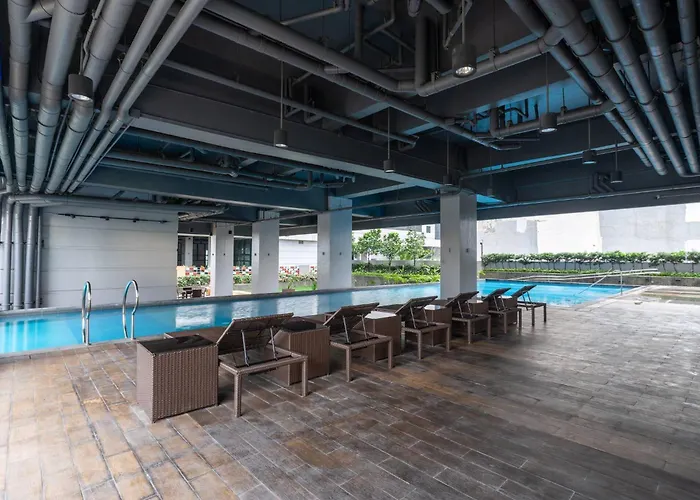 Light & Airy Scandinavian Studio; Free Pool Access *
